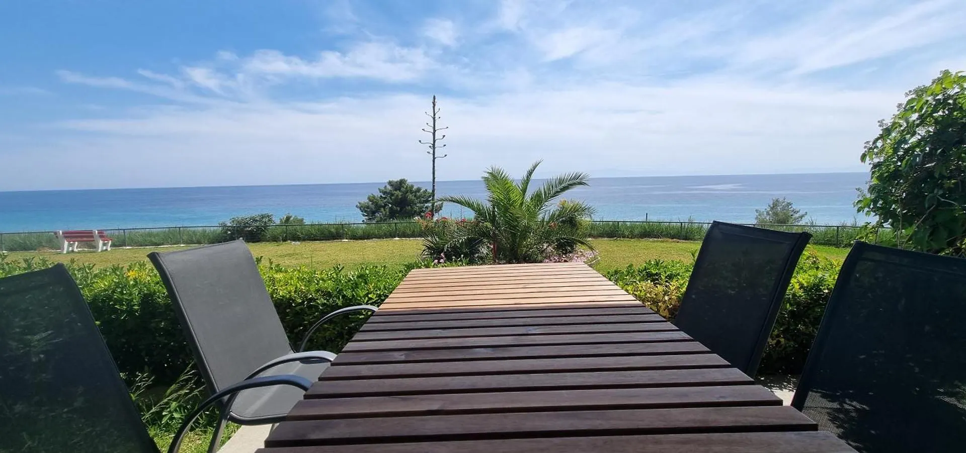 Seaview Pinnacle Retreat Μόλα Καλύβα